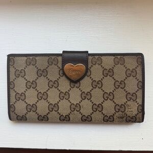 VINTAGE GUCCI Heart Long GG Canvas Continental Wallet